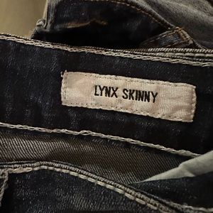 Only wore once. Daytrip jeans from Buckle.